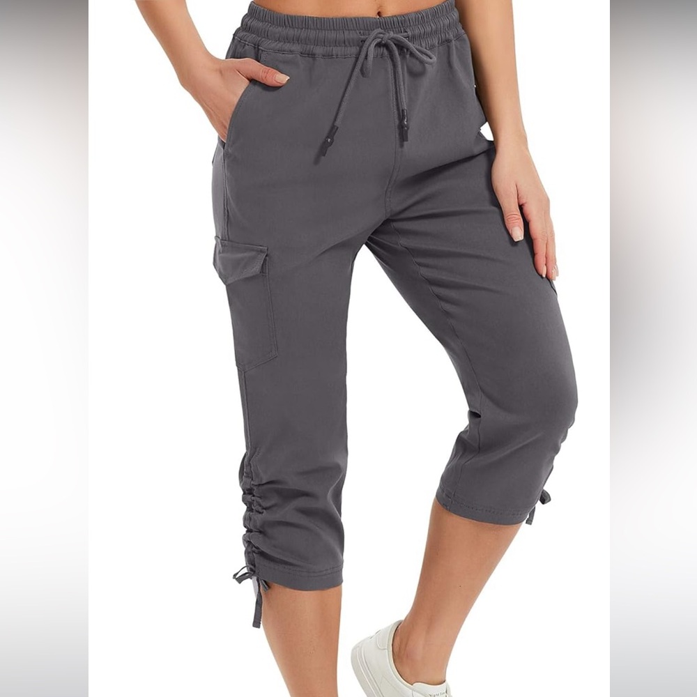 Cargo Capri Pants
